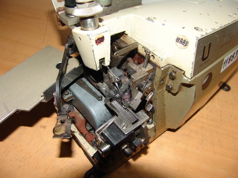 uni11883knt.jpg