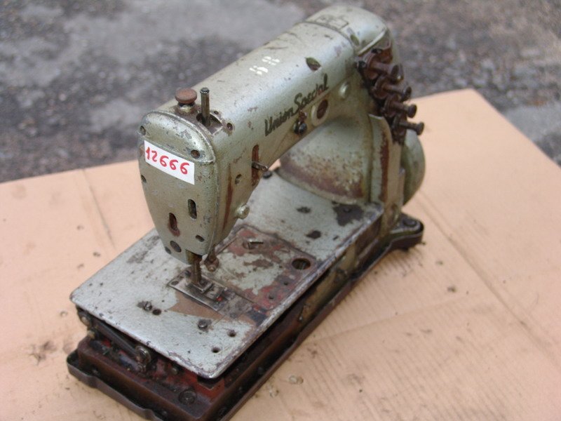 uni12666a.jpg