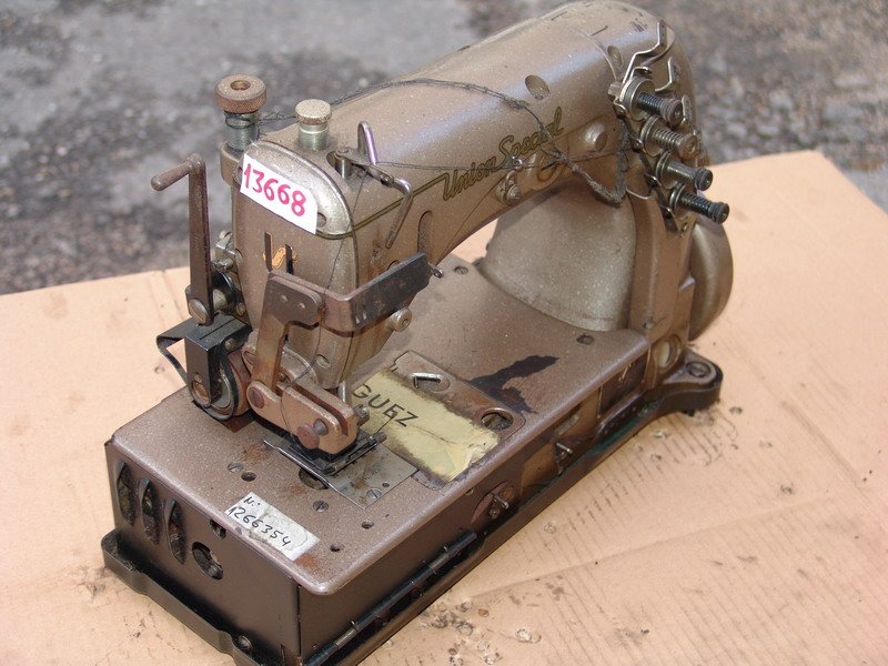 uni13668a.jpg