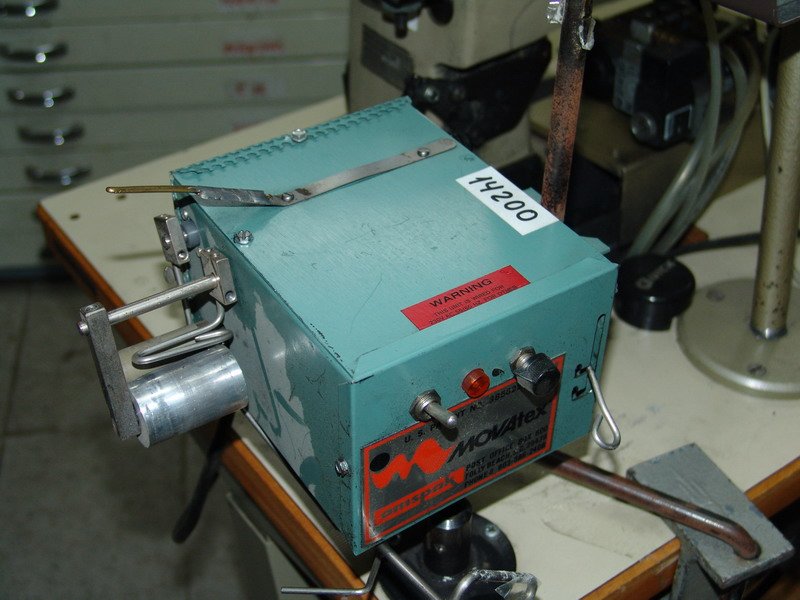 uni142002.jpg