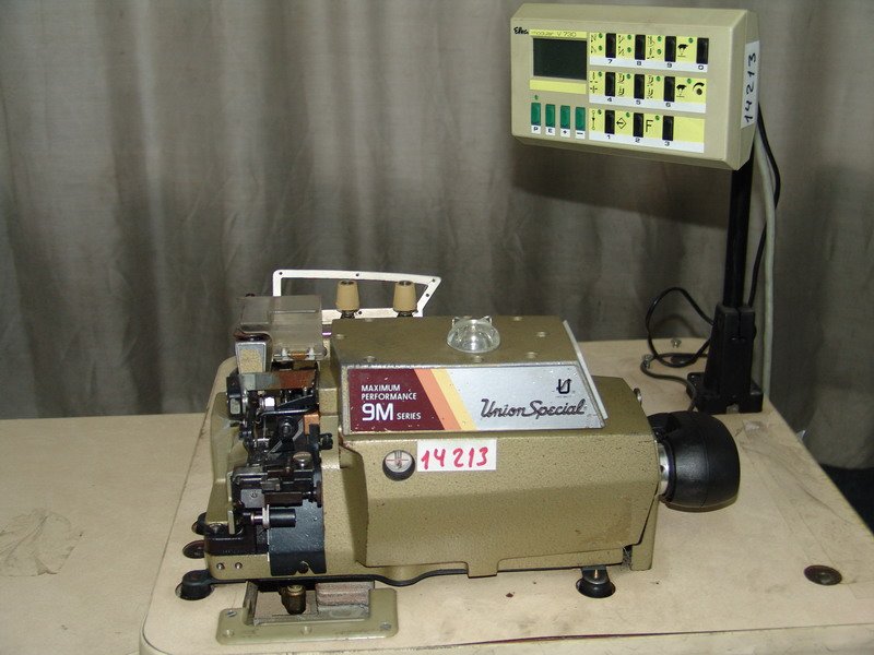 uni14213b.jpg