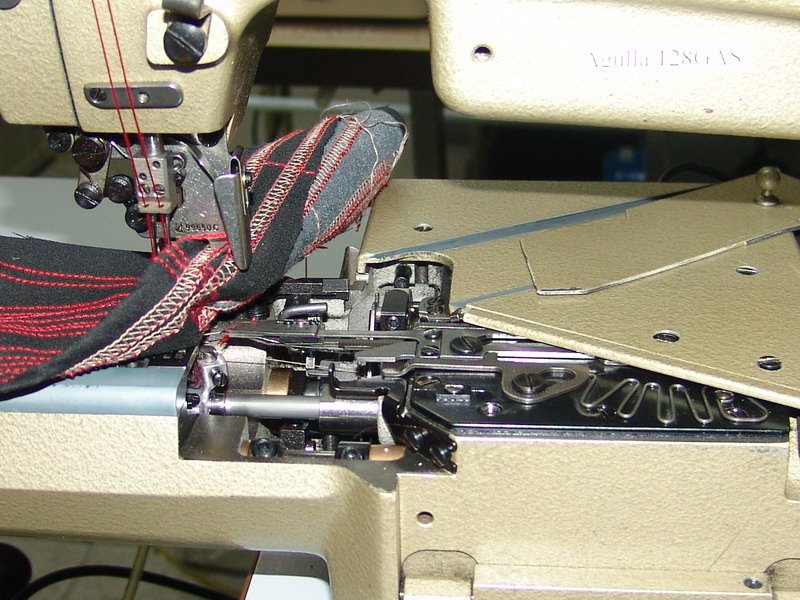uni14232mjr.jpg