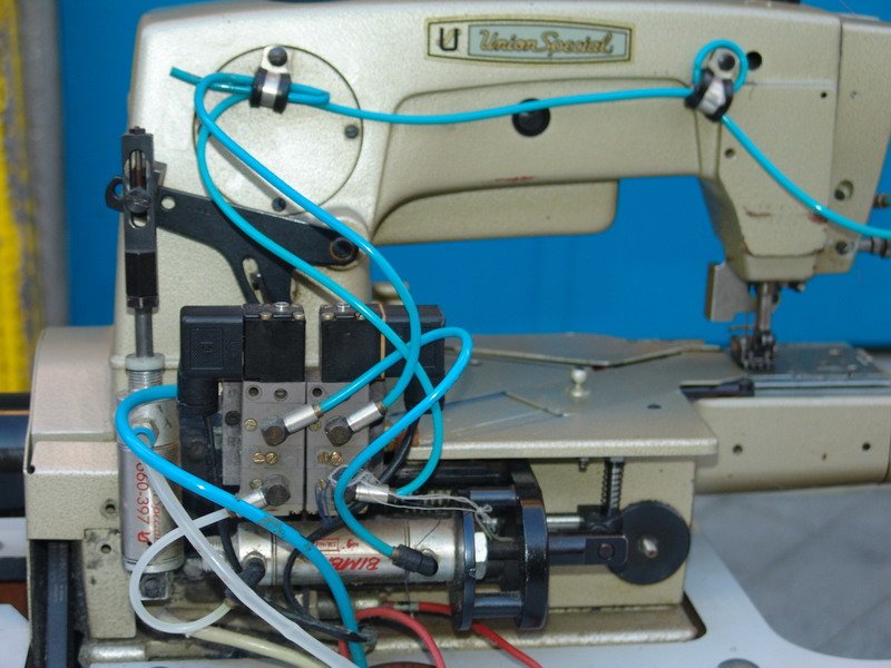 uni14236jqs.jpg