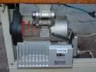 uni14236jqt_small.jpg