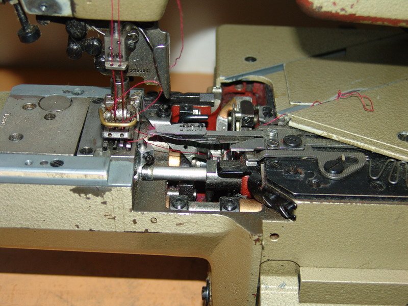 uni14236krh.jpg