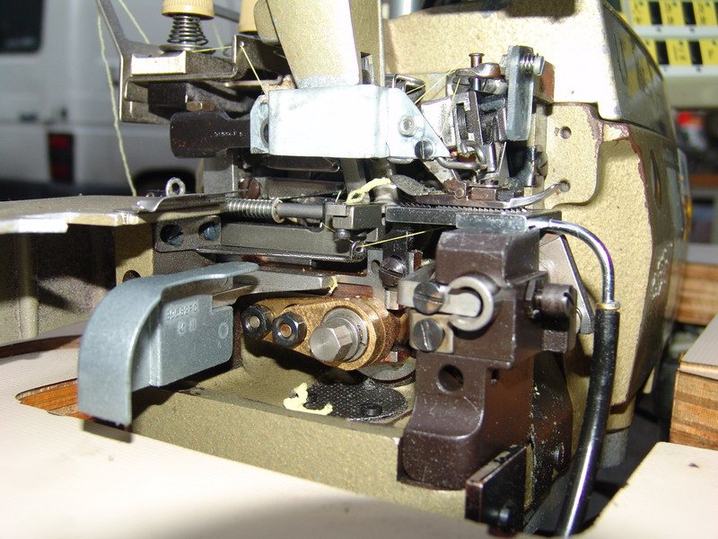 uni14245c.jpg