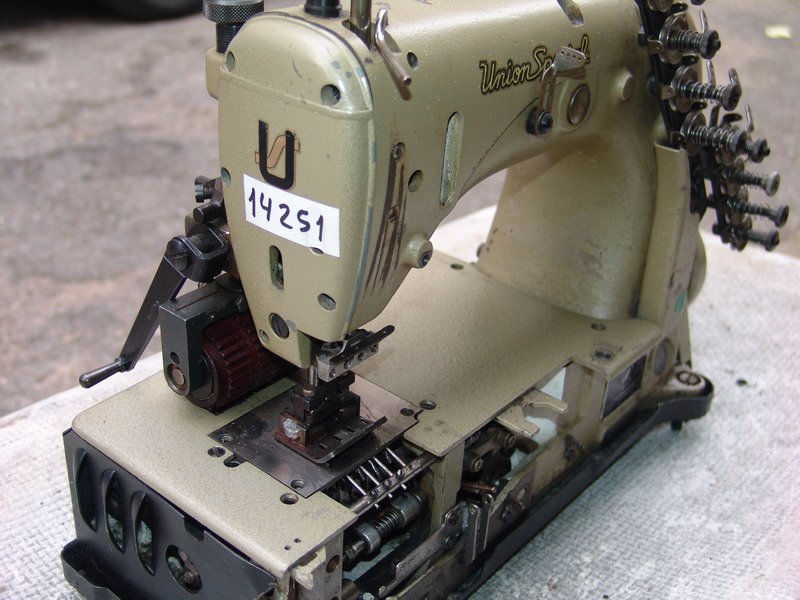 uni14251jvf.jpg
