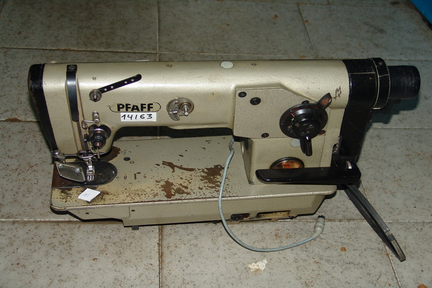 pfaff14163.jpg