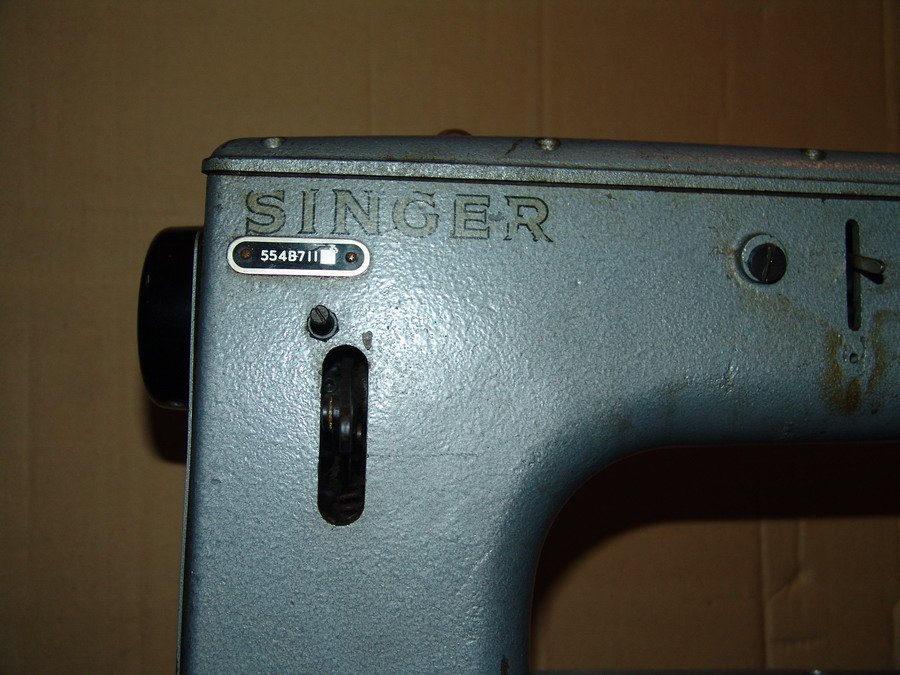 singer554b7114.jpg