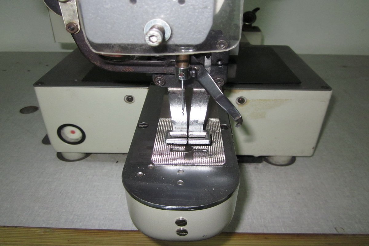 mitsubishi142093.jpg