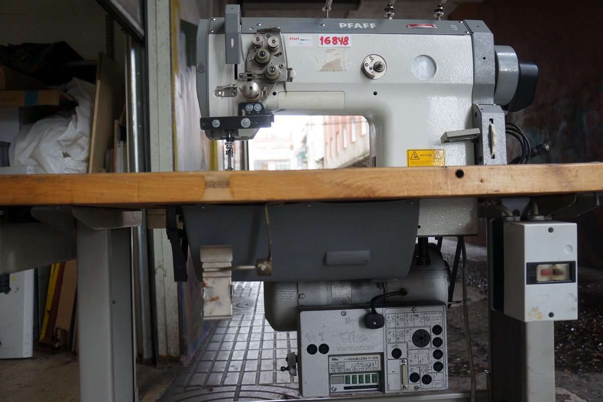 pfaff16848002.jpg